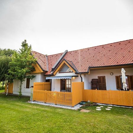Golf Apartment With Spa Tickets Discount Moravske Toplice Esterno foto